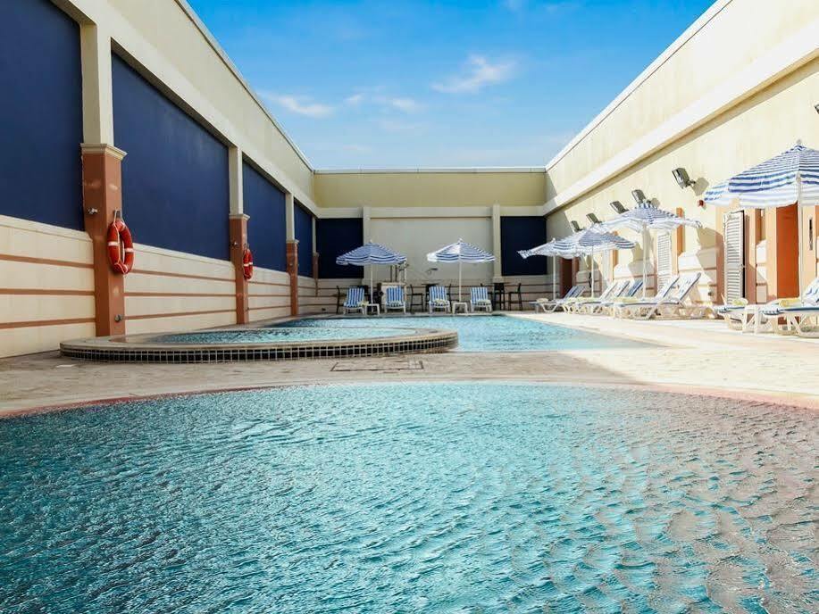 Danat Capital Hotel Abu Dhabi Exterior photo