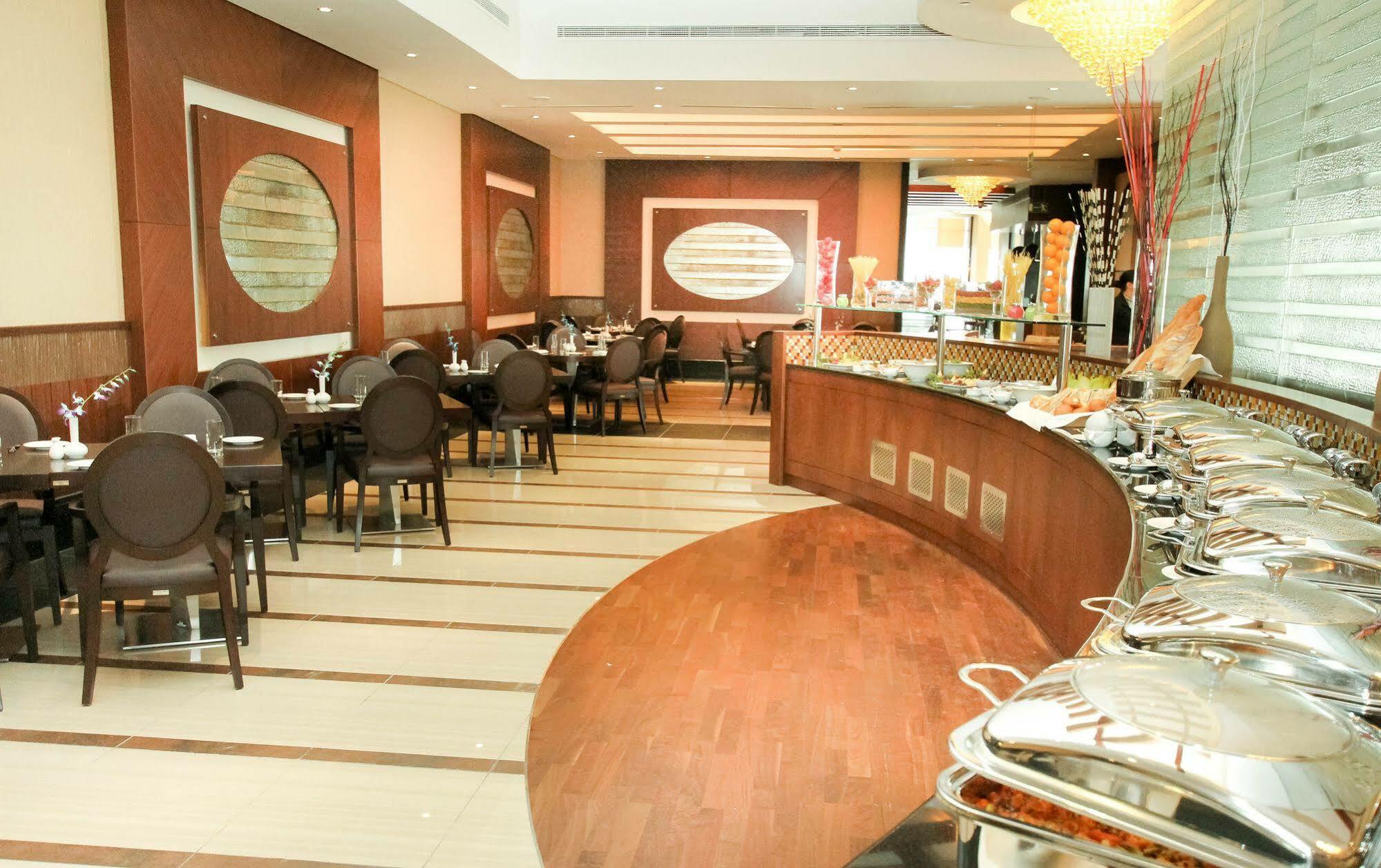 Danat Capital Hotel Abu Dhabi Exterior photo